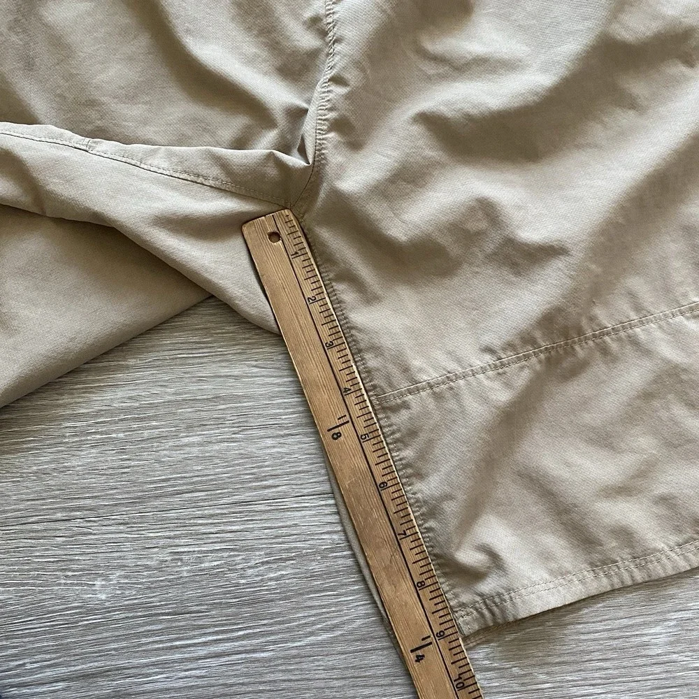 The North Face Lightweight Hiking Shorts Men's L Beige Flash Dry Lined Outdoor